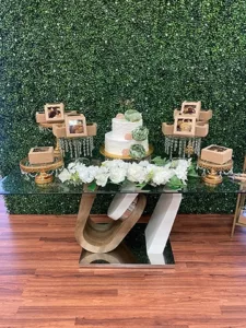 Cake table